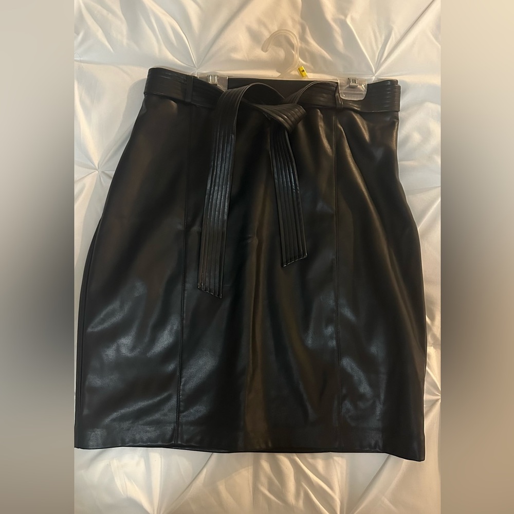 Brand new Calvin Klein faux leather mini w/ removable belt